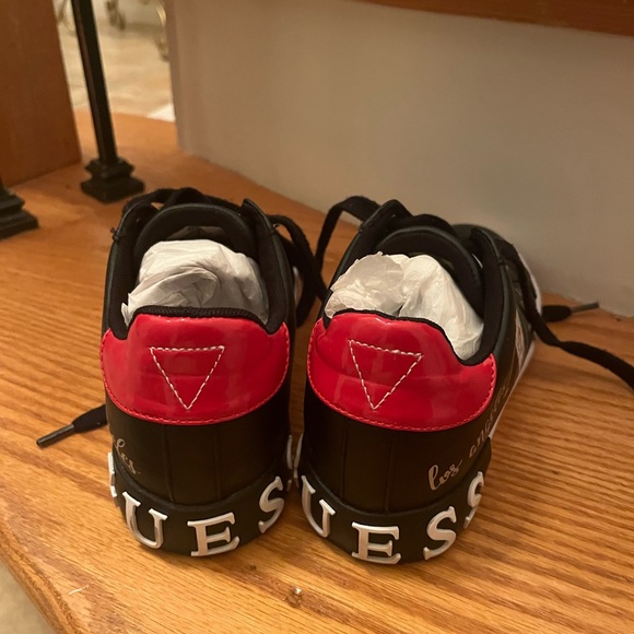 Guess Shoes Pathin5 Laceup Sneakers - Picture 3 of 5